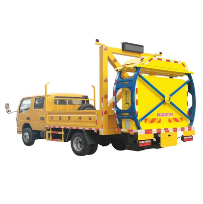 小型公路防撞緩沖車 安全守護(hù)的移動(dòng)屏障