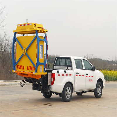 江鈴寶典皮卡修路施工防撞緩沖車、五十鈴防撞緩沖車與救護(hù)車的功能與應(yīng)用